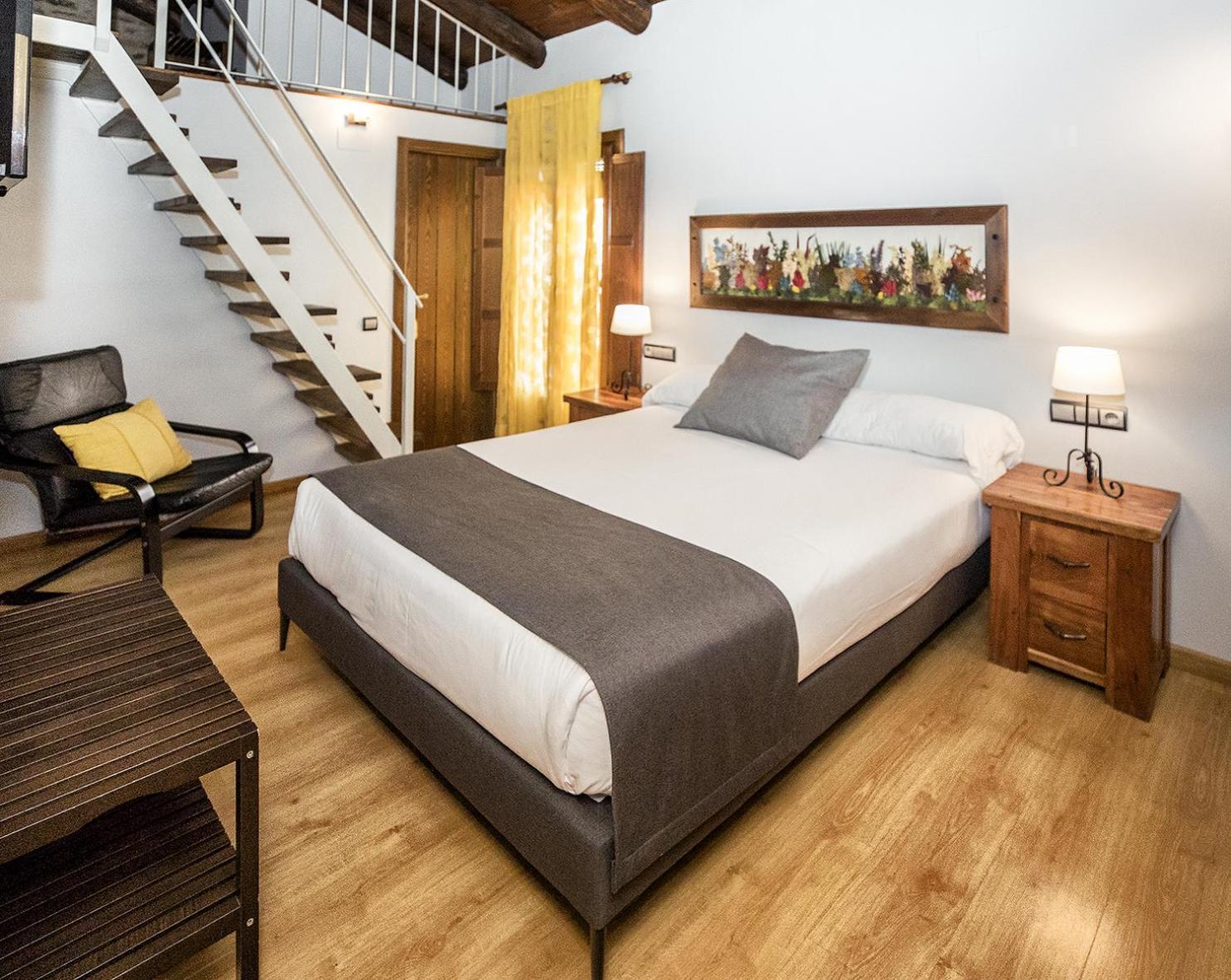 Hotel La Fonda De La Estacion La Puebla De Valverde Buitenkant foto