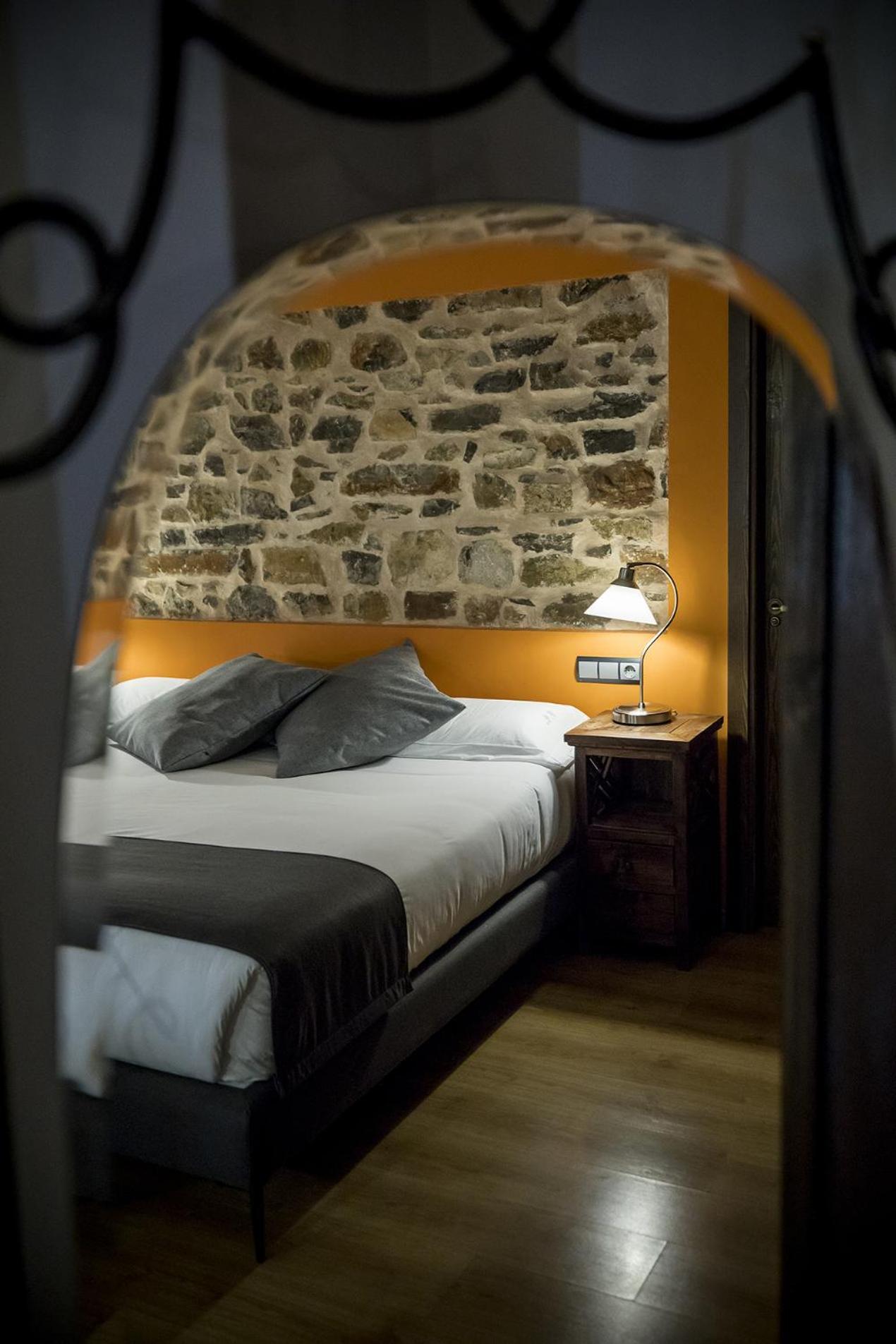 Hotel La Fonda De La Estacion La Puebla De Valverde Kamer foto